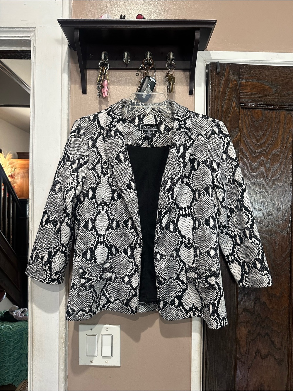 NYCC Black & White Snake-Print Blazer